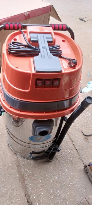 Vacuum Cleaner 80l