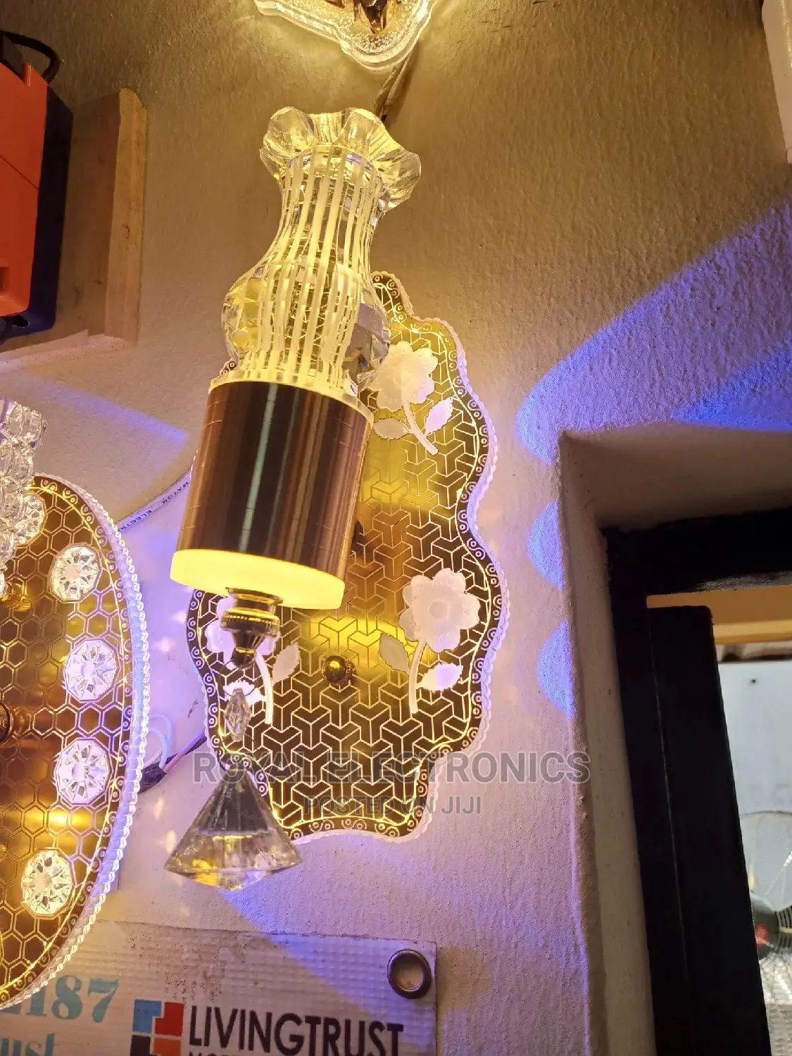 Very New Royal Wall Bracket
