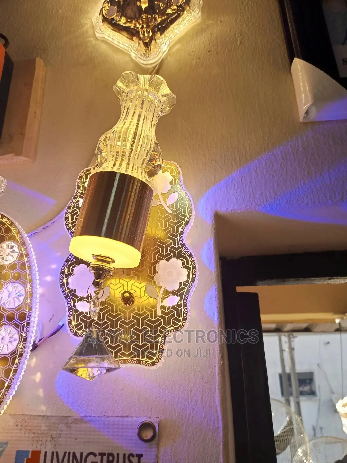 Very New Royal Wall Bracket