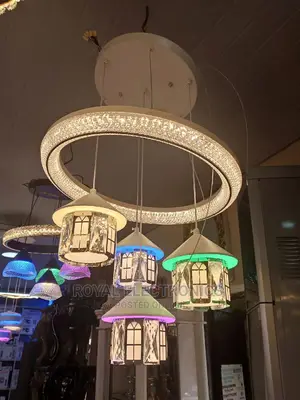 Latest LED Chandalier Dropping Lighting