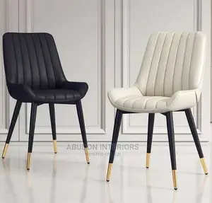 4 Legs Office Chair