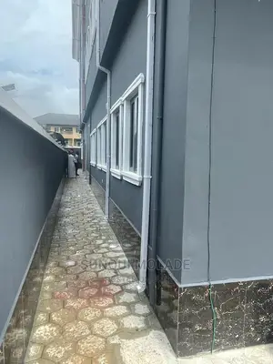 Furnished Mini Flat in Cement for rent