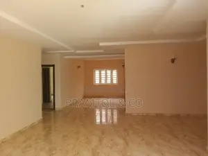 3bdrm Block of Flats in Wuye for rent