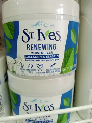 ST. Ives Renewing Moisturizer