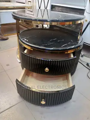 Round Center Table