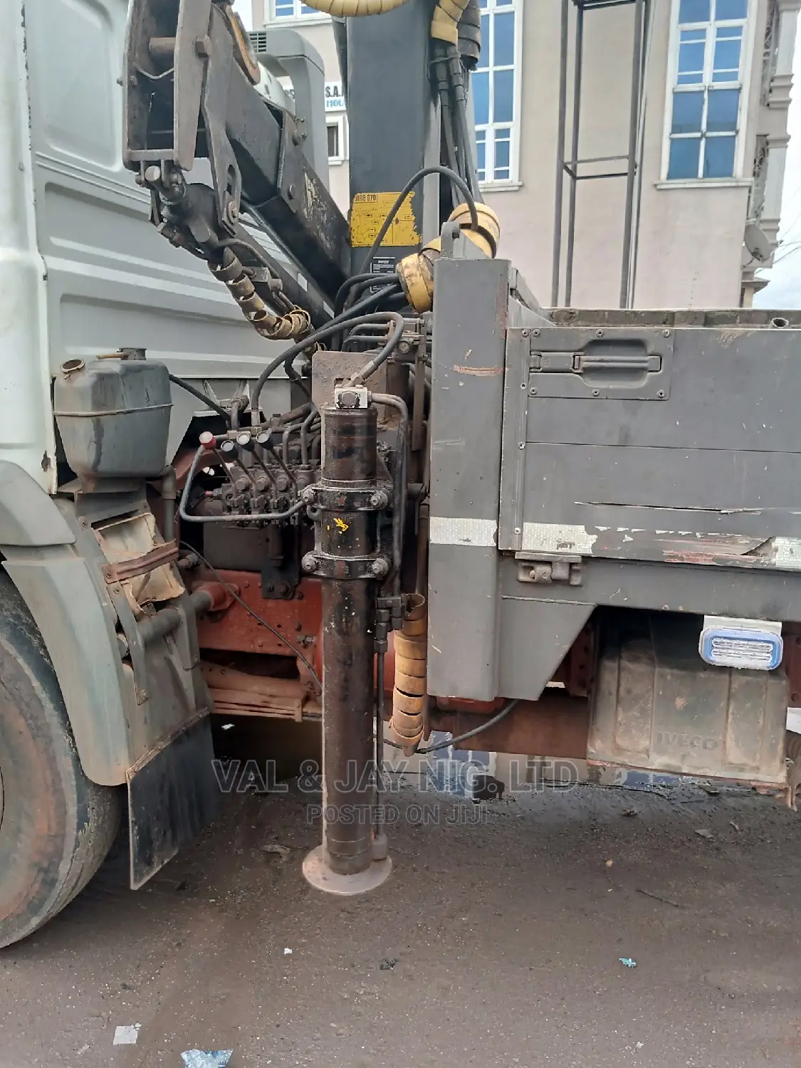 4 Tons Iveco Hiab Self-Loader