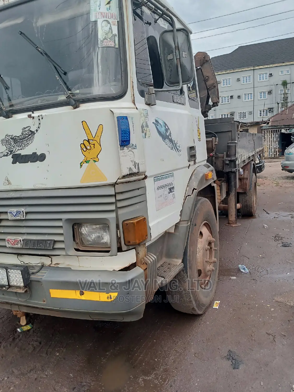 4 Tons Iveco Hiab Self-Loader