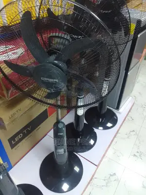 Qasa Rechargeable Fan 18"