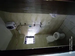 Furnished 1bdrm Block of Flats in Akar Rd Off, Port-Harcourt for sale