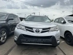 Toyota RAV4 2014 Silver