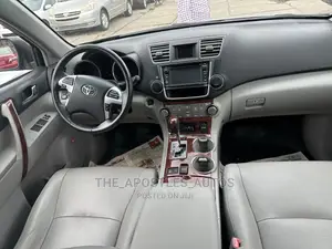 Toyota Highlander Limited 3.5l 4WD 2013 Gray