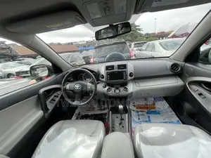 Toyota RAV4 2.5 Limited 2010 Black