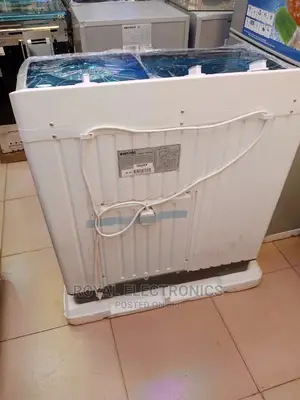 World Class Bruhm 8kg Semi-Automatic Washing Machine