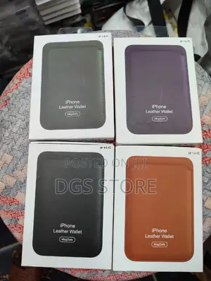 iPhone Leather Wallet Magsafe