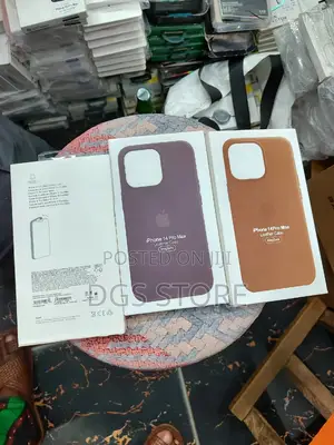 iPhone 14 Pro Max Leather Case Magsafe