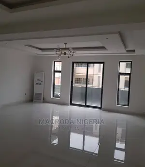 3bdrm Block of Flats in Ikoyi for rent