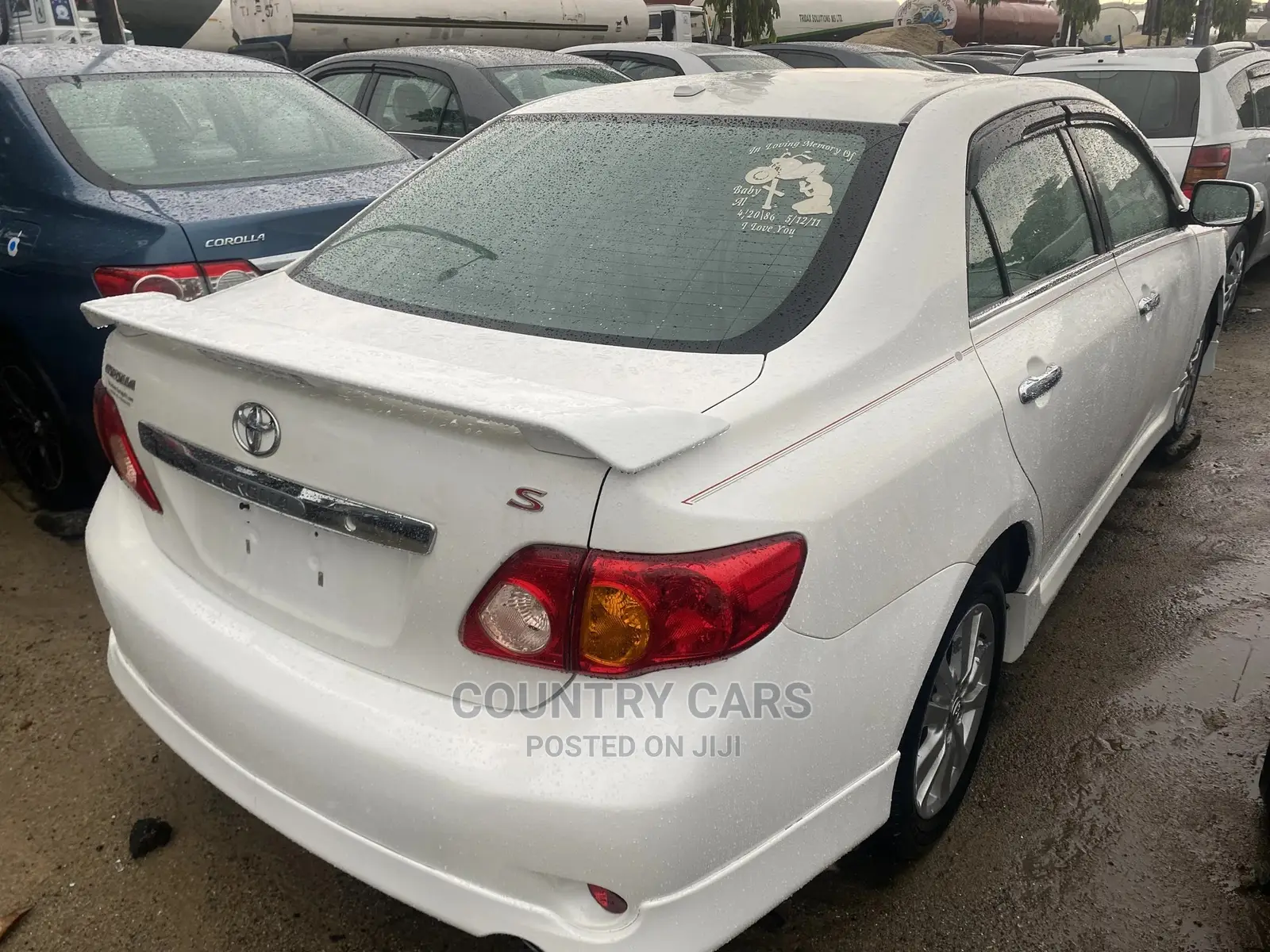 Toyota Corolla 2010 White