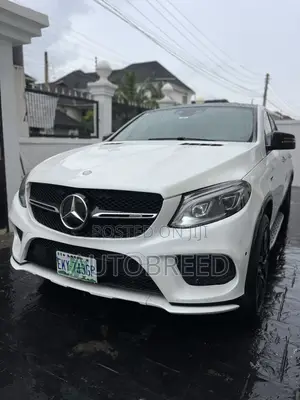 Mercedes-Benz GLE-Class 2016 White