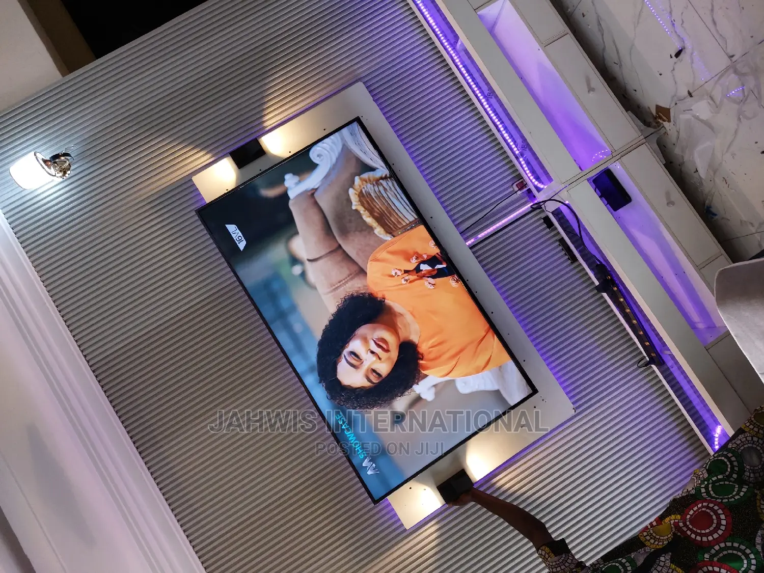 Comtemporary 11ftby12ft Clouding TV Shelve