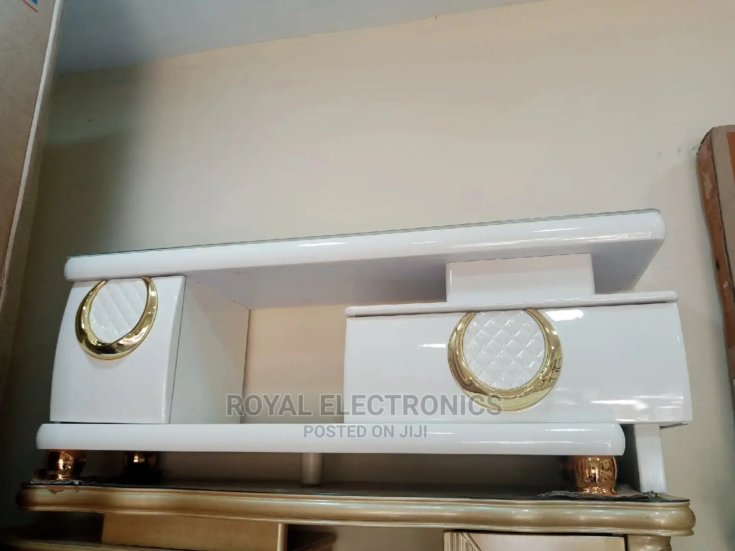 Center Table With Drawer
