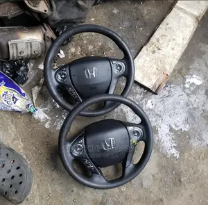 Honda Accord 2013 Steering Wheel and Airbag.