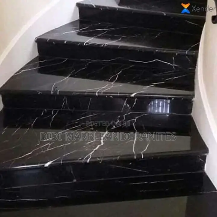 Marble Black Maqueen Staircase