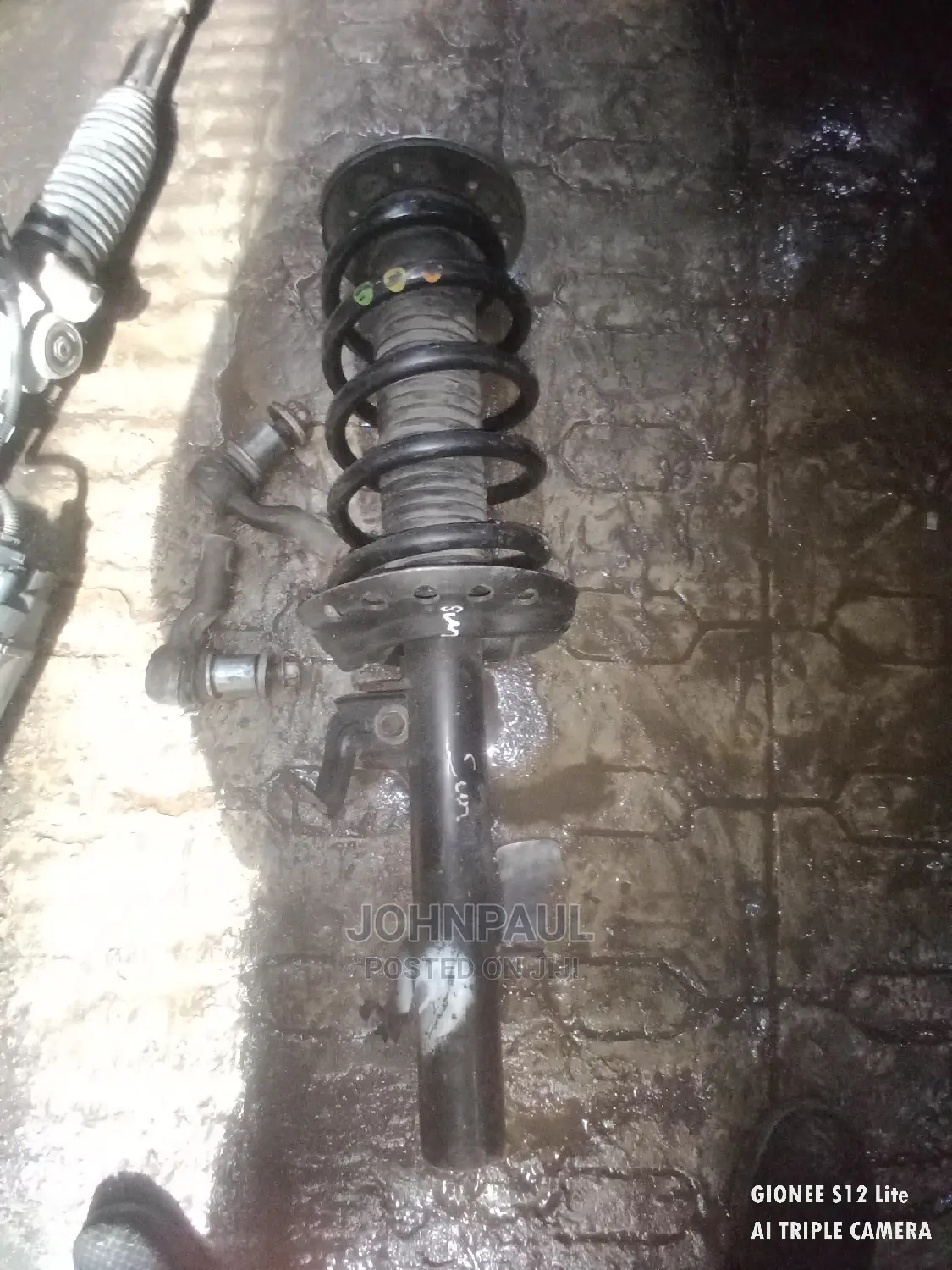Range Rover Evoque Front Shock