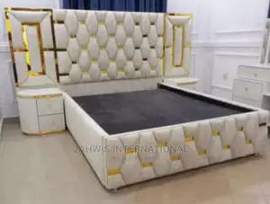 Beautifull 6by6ft Bed Frame