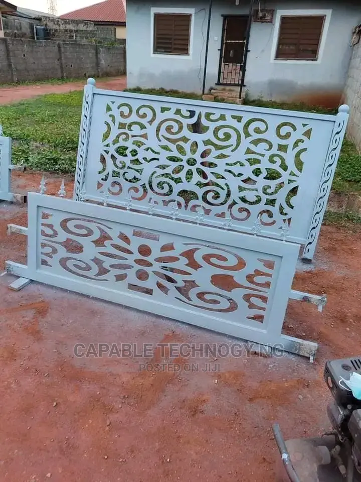 Fence Rails