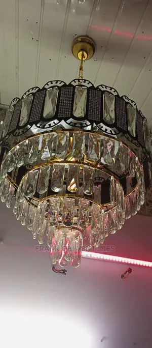 Ceiling Mount Christal