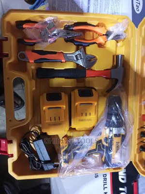 Dewalt Tools Kit With Cordless Drill