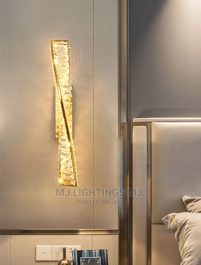 Nordic Led Lights Luxury High-End Crystal Wall Light.