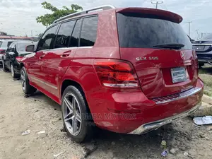 Mercedes-Benz GLK-Class 2015 Red