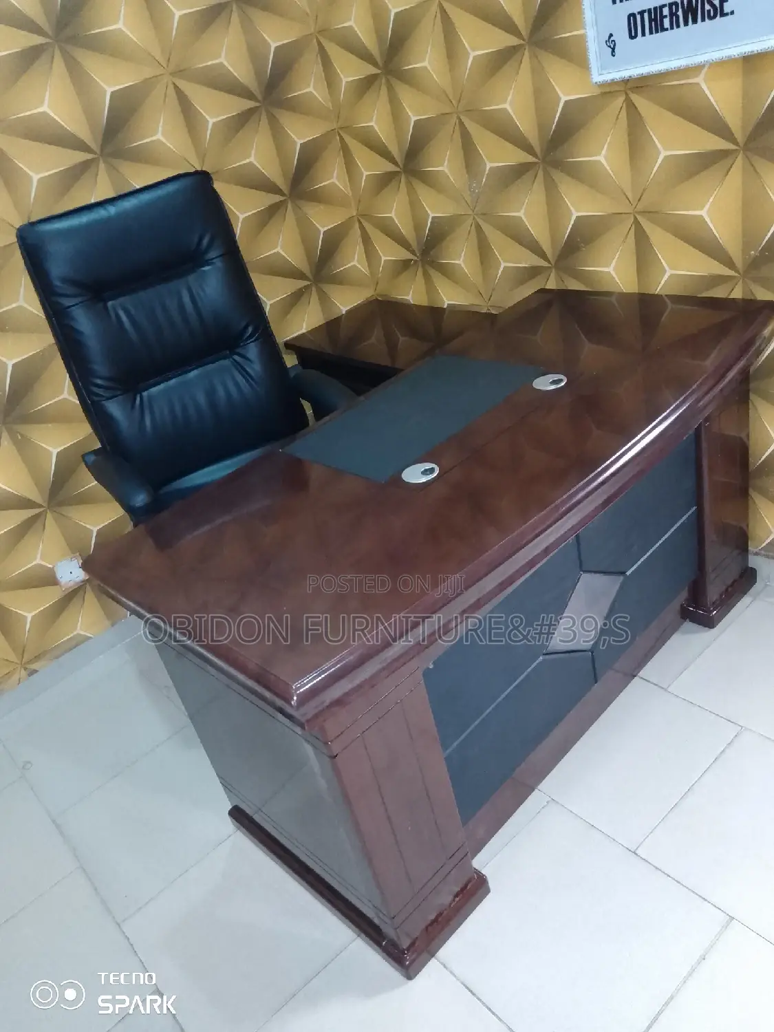 Portable Office Table