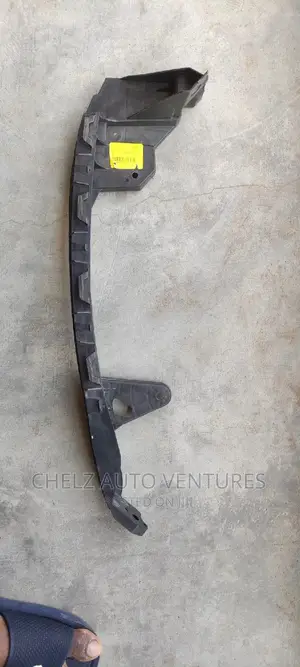 Head Lamp Hanger/ Bracket Honda Crosstour