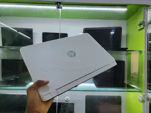 Laptop HP Pavilion 15 8GB Intel Core i3 HDD+SSD 500GB