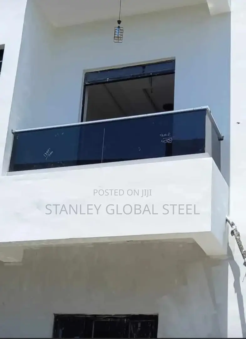 Frameless Glass Design