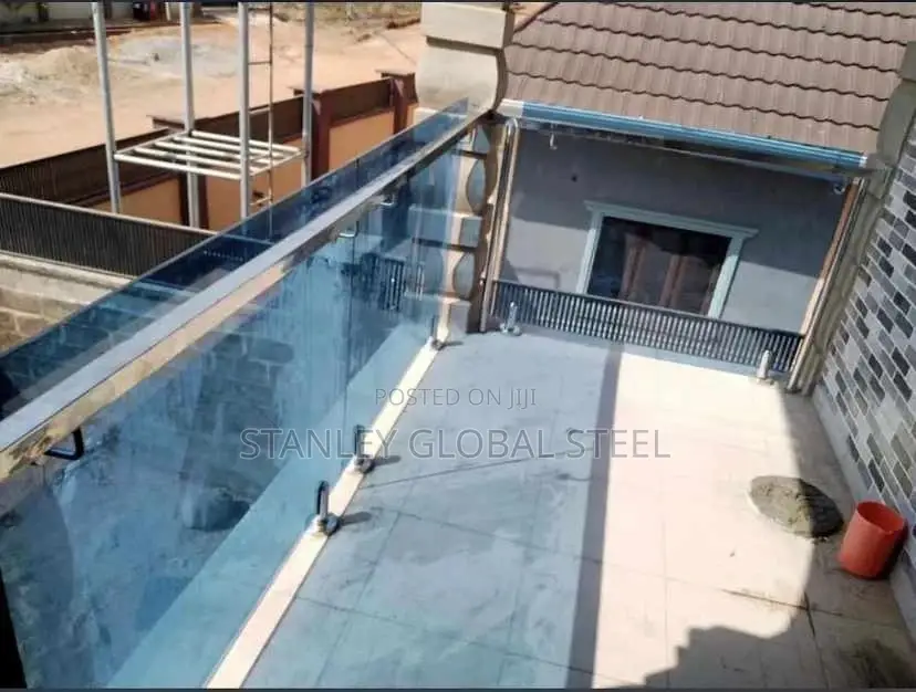 Frameless Glass Design