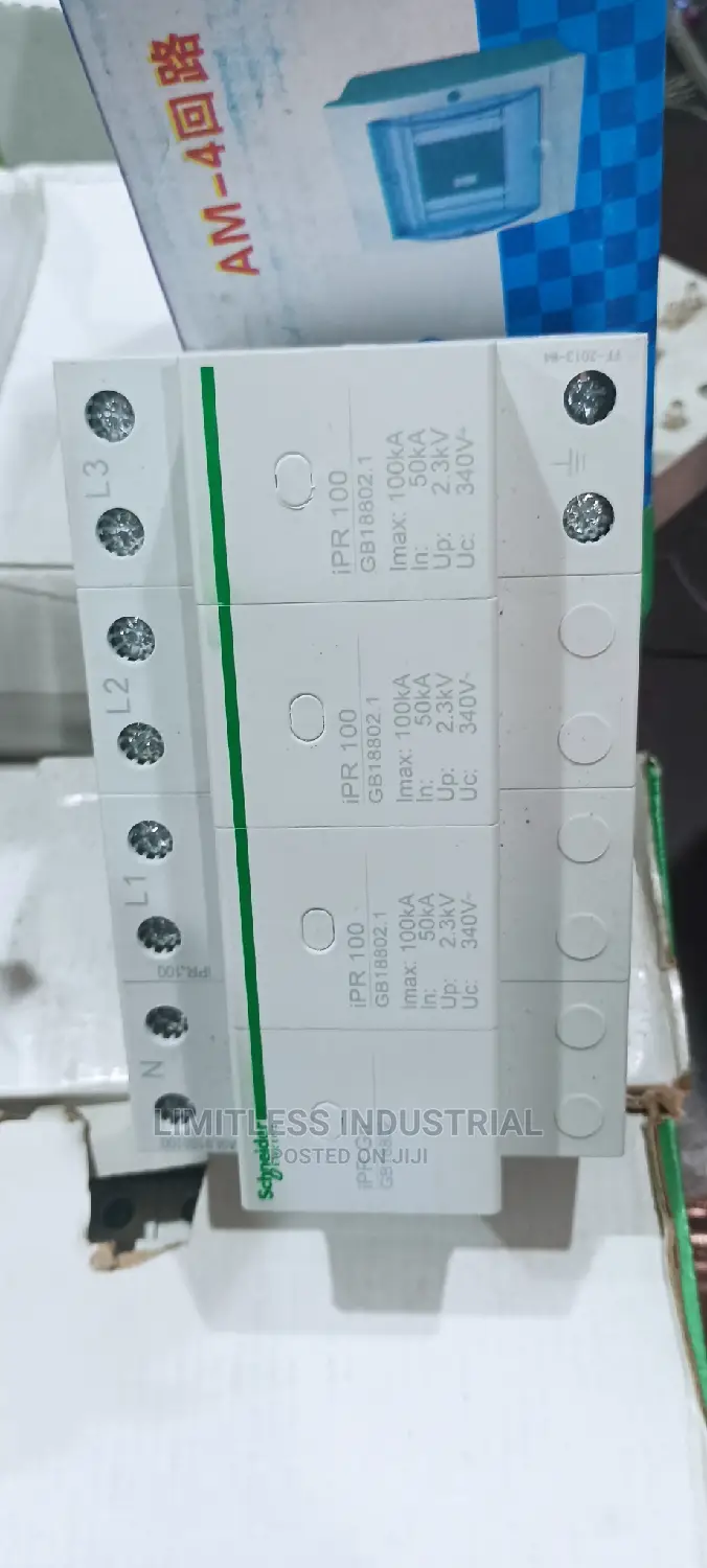 4pole 100ka Schneider Surge