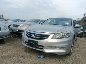 Honda Accord 2010 Silver