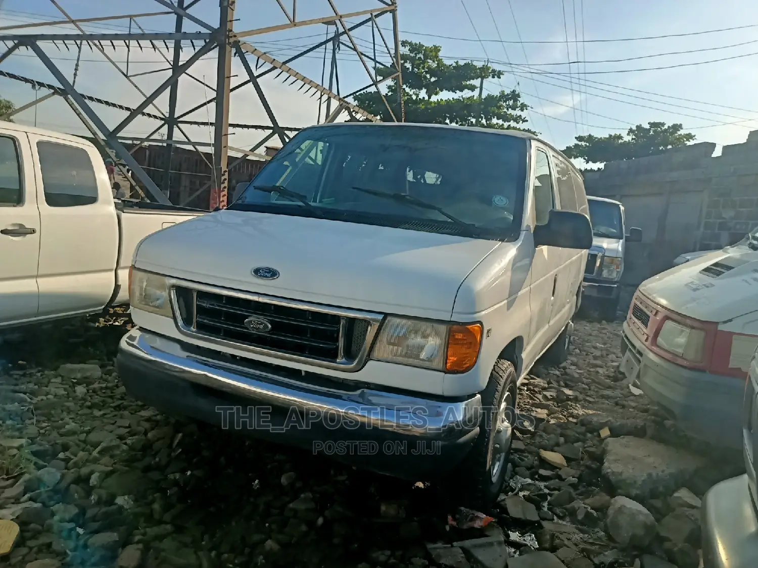Ford E250 2007 White
