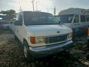 Ford E250 2007 White