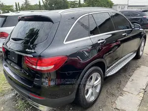 Mercedes-Benz GLC-Class 2019 Black