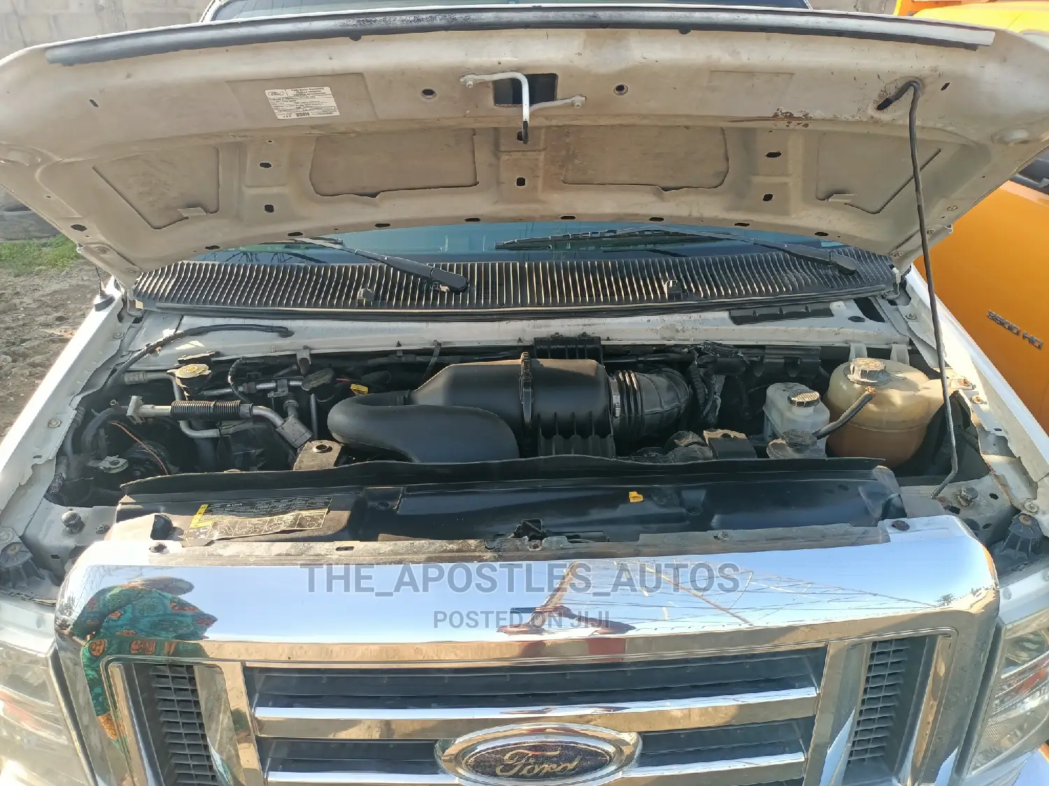 Ford E250 2011 White