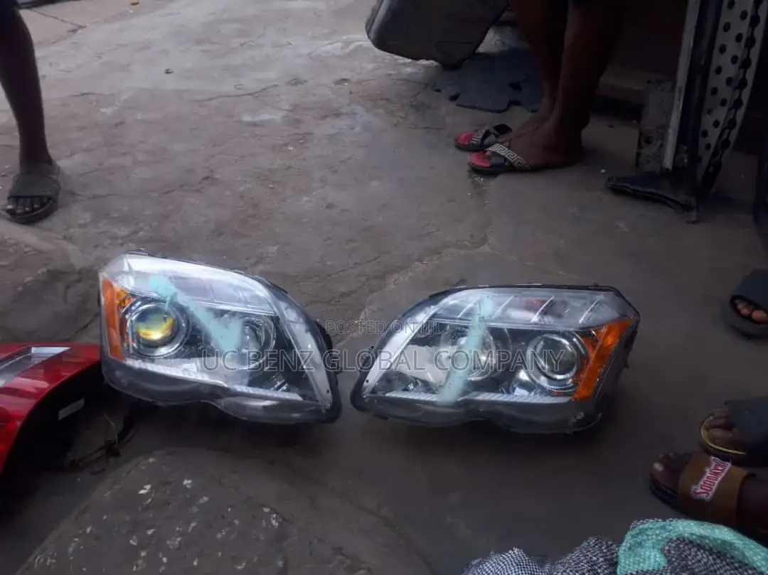 GLK Headlamp 2011