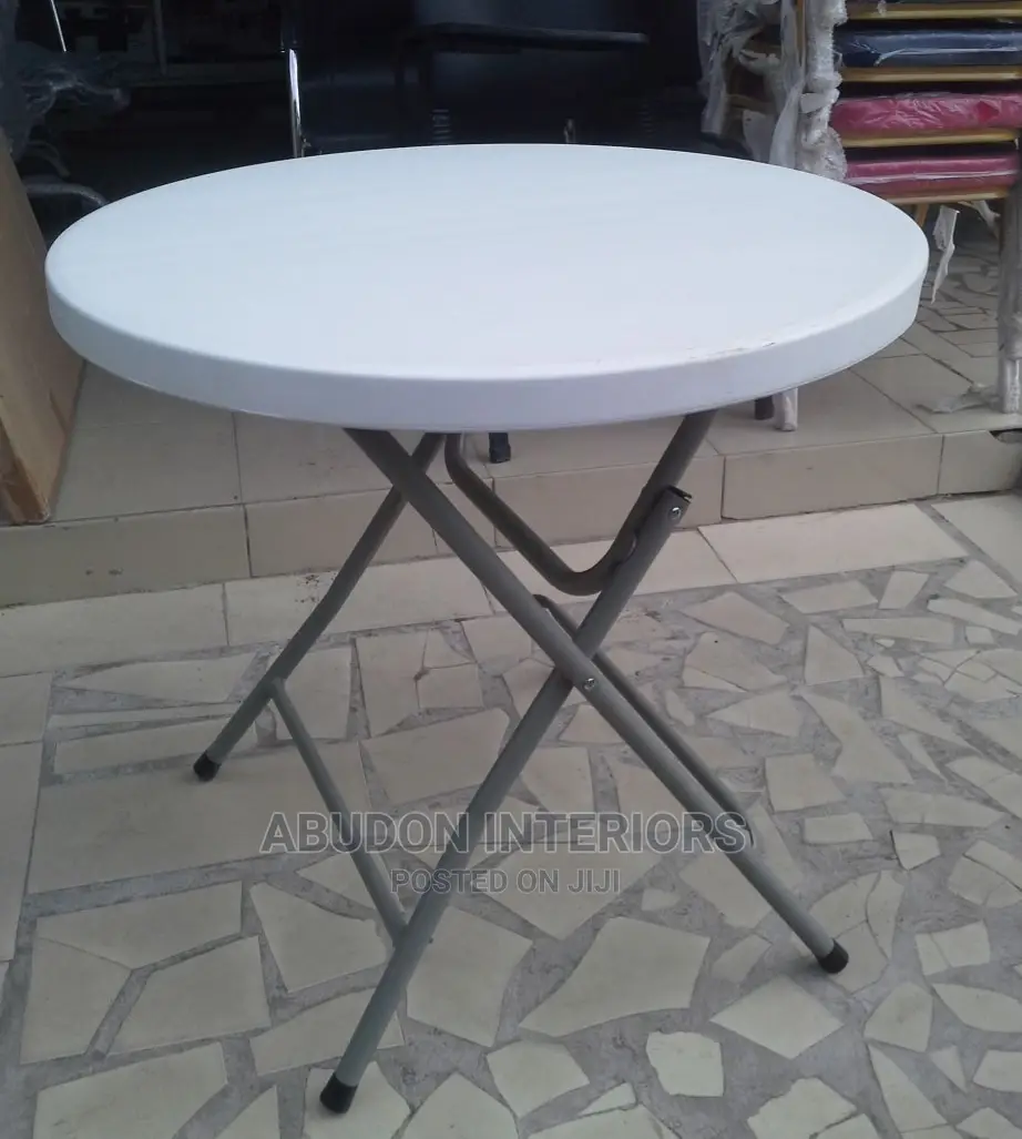 Adjustable Round Tables