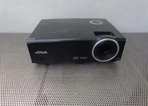 Uk Used Vivitek Daylight Projector Ibadan ,Ikeja , Ikorodu
