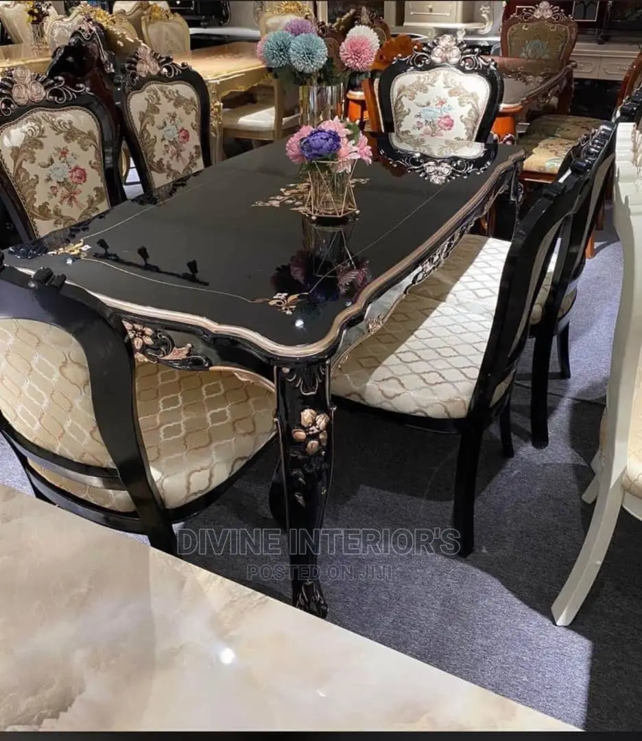 Royal Wooden Dinning Table With Leather Chairs