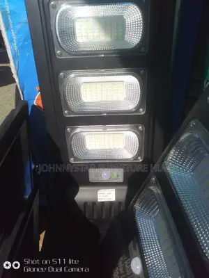 Canadian Solar Street Light