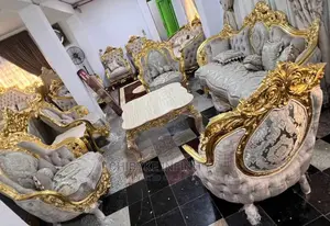 Exotic Quality Modern Royal Sofa With Centre Table
